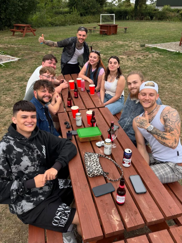 Summer So Far at Top of the Rock ☀️🎶

It’s been a busy one — and we’re not even finished yet!

Swipe through for a few highlights from what we’ve been up to lately: epic workshops, festival fun, killer jam sessions, Top Rock end of year band performance, an unforgettable staff party and more🤘🏻 

Big thanks to our amazing students, team, and everyone who’s been part of the ride so far — let’s keep the good times rolling!