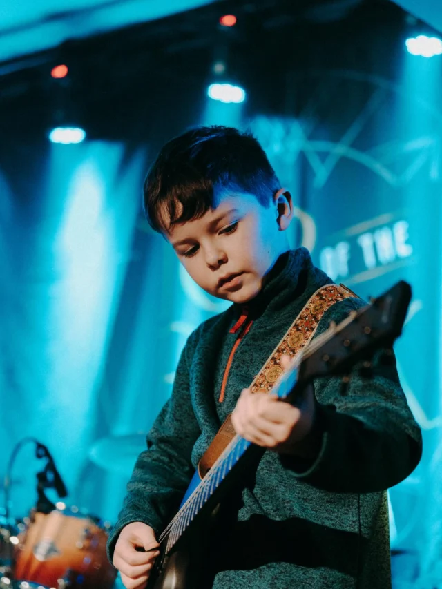 Top of the Rock’s tuition studios houses some of the best guitar teachers in the UK 🎸

Whether you’re a complete beginner or you want to hone and deepen your skills, we’ve got you covered… 

Get in touch to book your FREE 30 minute lesson today!