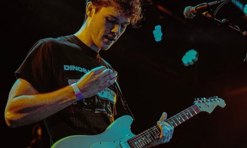 Guitar – Ciaran O’sullivan